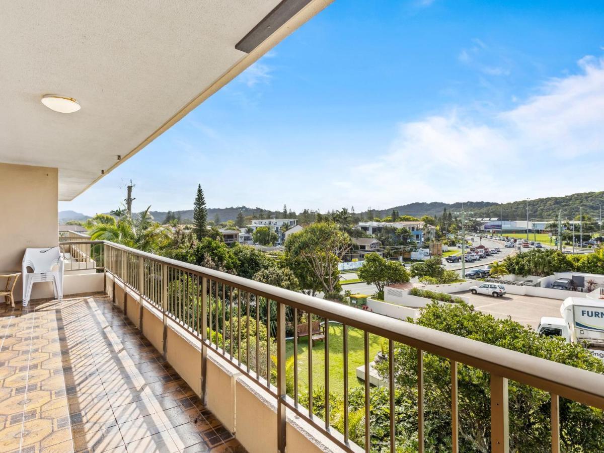 Beachfront Getaway In Palm Beach - Coasthm Gold Coast